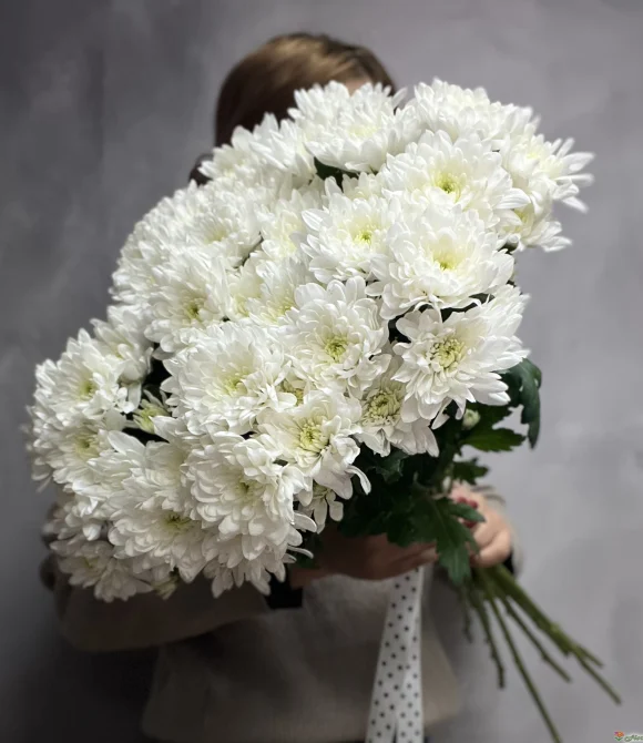 Букет из 9 кустовых хризантем Балтик