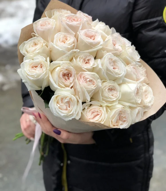 	Букет из 25 роз Вайт Охара ( сорт White O'Hara, пр-во Эквадор) Фото 4