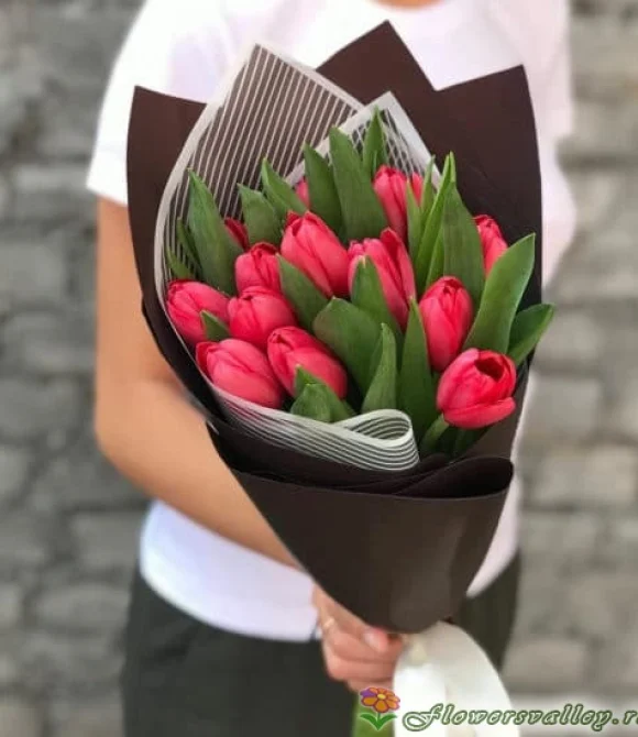 15 тюльпанов 