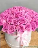 35 розовых роз