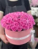 35 розовых роз