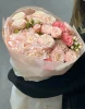 Букет из пионовидных роз мадам бомбастик