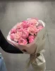 Сборный букет с диантусами и пионовидной кустовой розой1