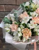 Букет из гвоздик и альстромерий 2