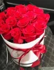 15 красных роз в коробочке