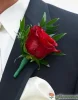Бутоньерка с красной розой