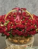 корзина из 51 кустовой розы