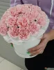 Шляпная коробка с розовой гвоздикой, 15 шт.